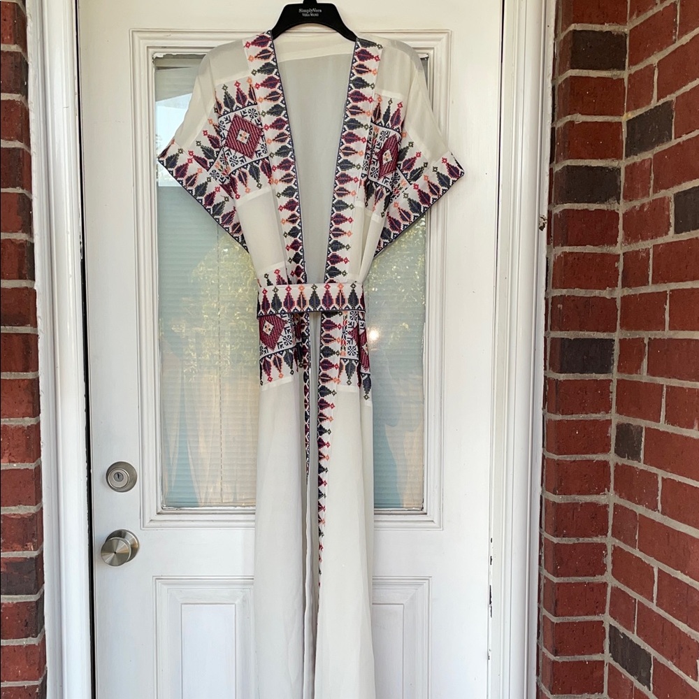 Embroidered Long White Kimono